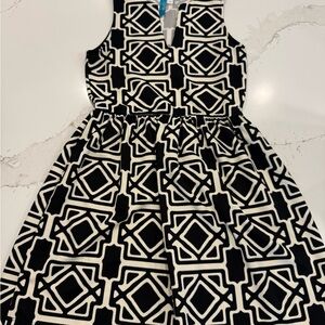 Buttons Black and White Geometric Mini Dress